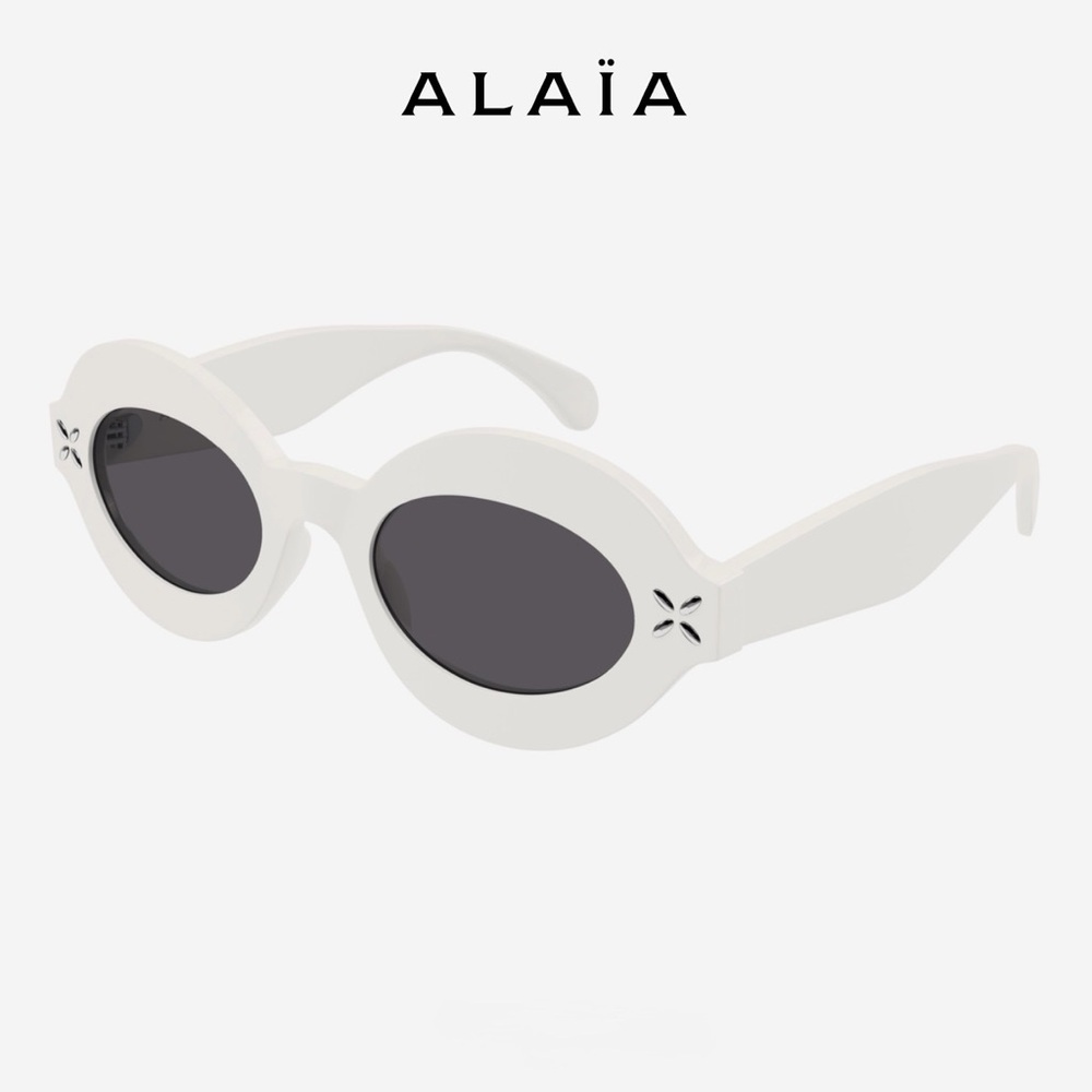 New! Alaïa White Oval Sunglasses AA0059S 002, Authentic